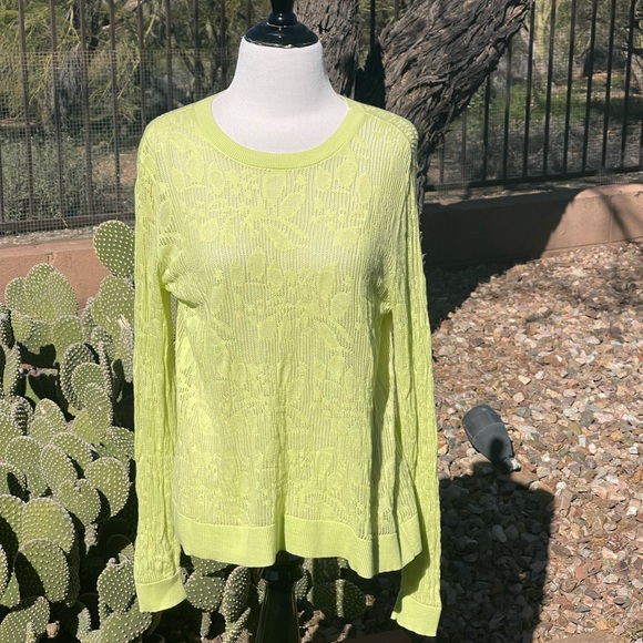 CAbi Tops - CABI - KNIT SWEATER